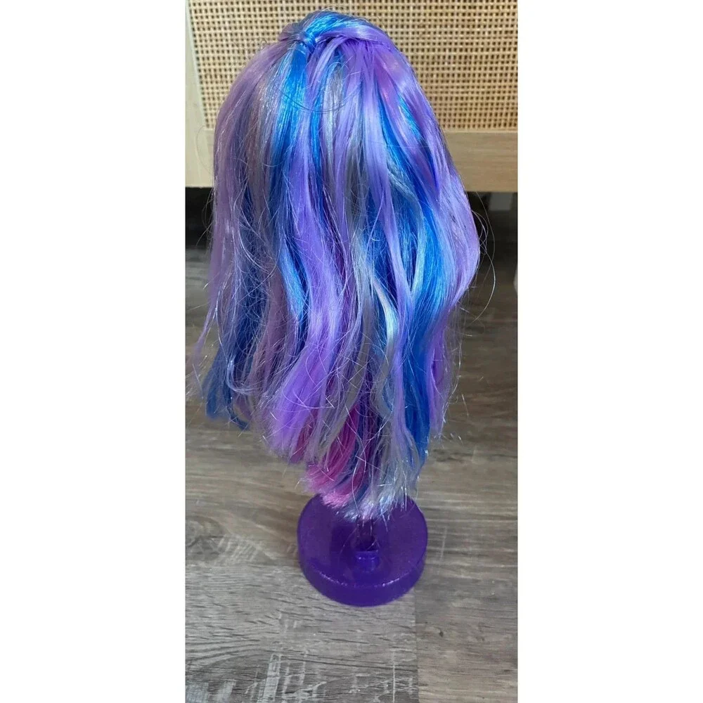 Rainbow High Violet Willow Doll Complete Outfit Stand